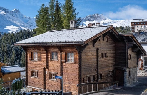 Arosa Ski Chalet | The spacious and unique Flöka house