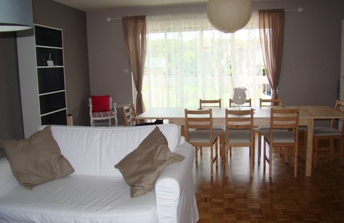 Plestin-les-Greves Apartment | the spacious "plestinais" duplex near the beaches