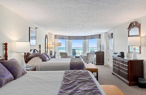 Ogunquit Hotel | The Sparhawk Oceanfront Resort