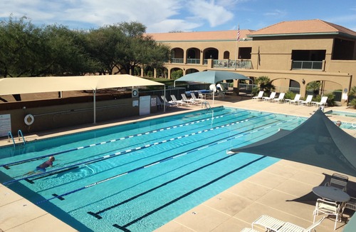 Green Valley House | "The Springs" HOA. Walk to pool and gym.