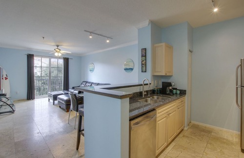Downtown West Palm Beach Apartment | “The Square” Condo 5 minute drive to Palm Beach