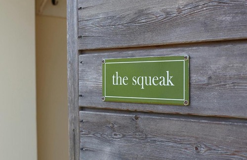 Godshill House | The Squeak at Moor Farm