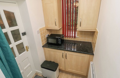 Wadsworth Cottage | The Squirrels