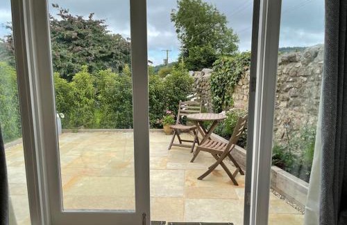 Axminster House | The Stable at Thornlea