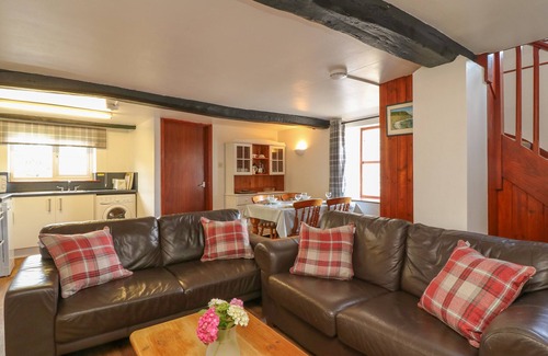Bude Cottage | THE STABLE, pet friendly, with a garden in Bude