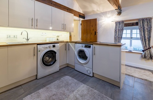 Leek Cottage | The Stables at Brambles Farm - Sleeps 2, Wifi