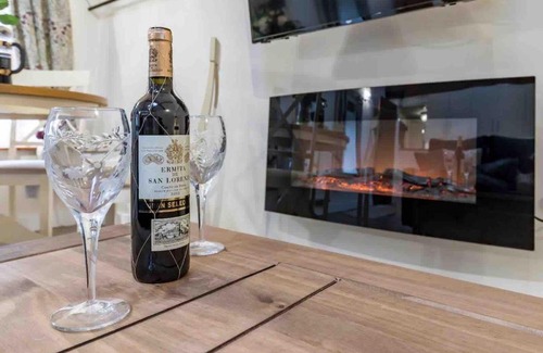 Leek House | The Stables at Brambles Farm