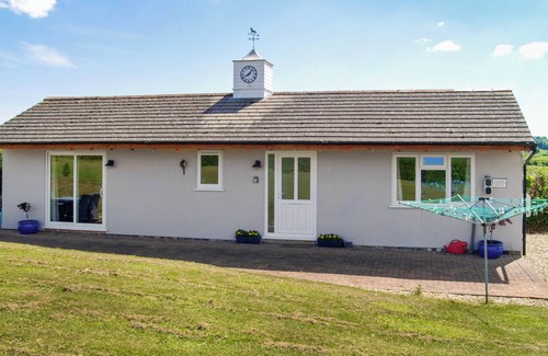 Chard Cottage | The Stables at Greenview