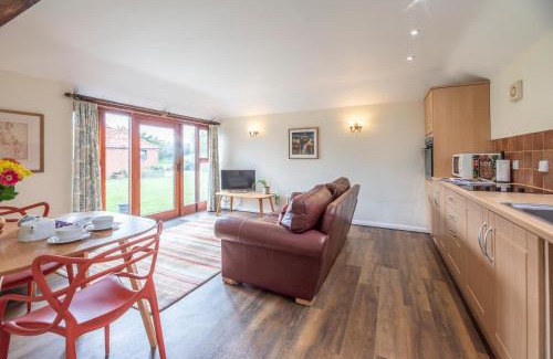 Saxmundham Apartment | The Stables Valley Farm Barns, Snape