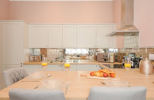Helston Cottage | THE STANNARY, pet friendly, character holiday cottage in Helston