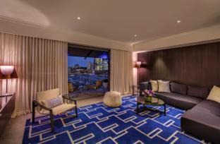 Pyrmont Hotel | The Star Grand Hotel and Residences Sydney