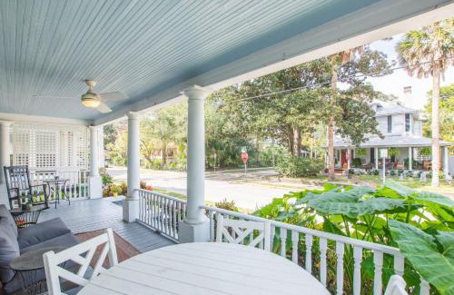 Downtown Historic District House | The Starling History and Charm Awaits
