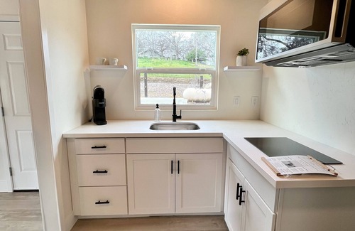 Raisin Cabin | THE STATION: Cabin A