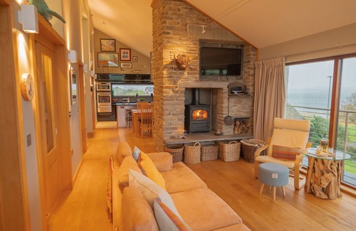 Hoy Island Cottage | THE STEADING, pet friendly, country holiday cottage in Longhope
