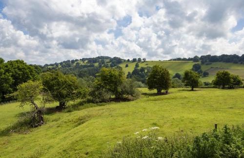 Downton on the Rock House | The Stone Barn