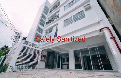 Poblacion District Hotel | The Strand Suites and Dormitel