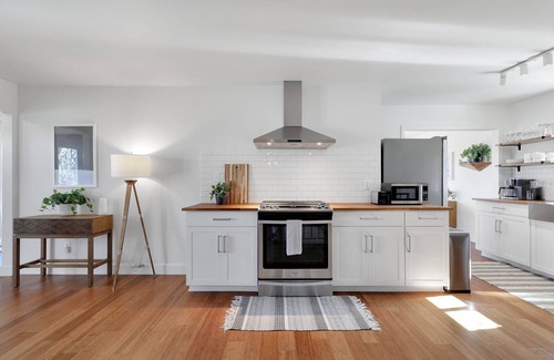 Redding House | The Stratford : Clean Modern Minimal