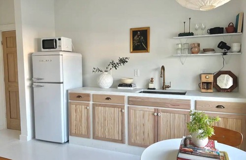 Croissant Park Apartment | The Studio @ L’Auberge Du Croissant - 5 mins from FLL Airport & Cruise Port