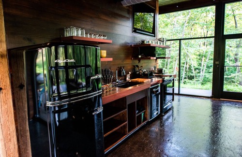 South Bloomingville House | The Study @ Lost Cavern