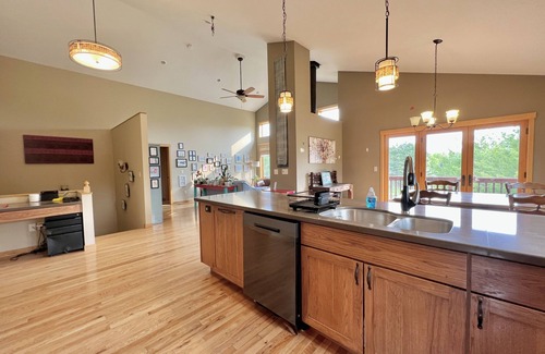 Bayfield House | The Summer House - basketball court & large yard