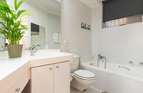 Cape Town Apartment | The Sunbird