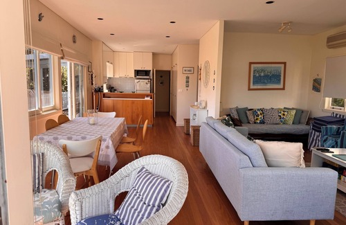 Clareville House | The Sundeck Cottage - Clareville Beach