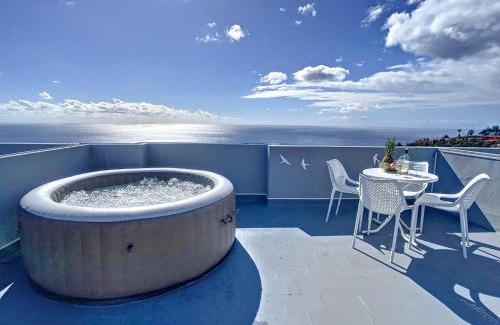 Garajau Apartment | The Sunny Apartment by Atlantic Holiday