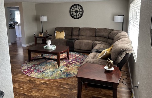 Forest Hills East House | The sunny hideaway