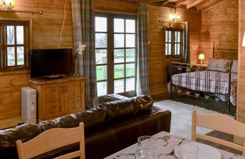Beccles House | The Sunset Cabin