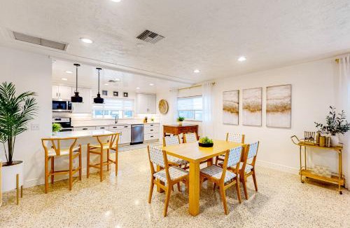 Redington Shores House | The Sunset House