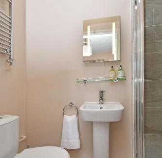 Stoke-on-Trent Bed & Breakfast | The Sutherland Arms