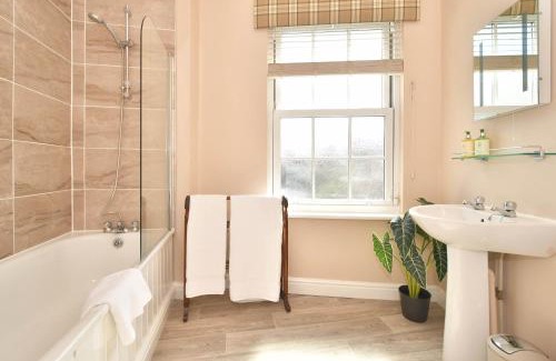 Stoke-on-Trent Bed & Breakfast | The Sutherland Arms