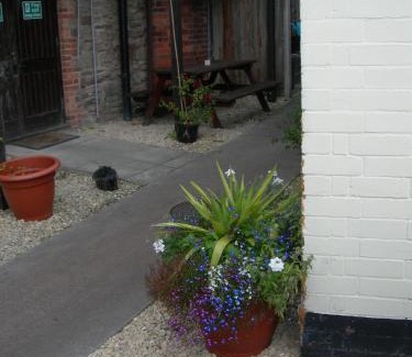 Lydney Hotel | The Swan Hotel