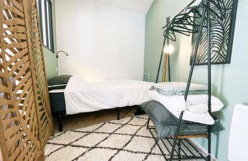 Secteur 2 Apartment | The sweet "Céladon" EC