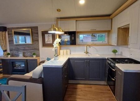 Towyn House | The swift Bordeaux escape Lyons Winkups