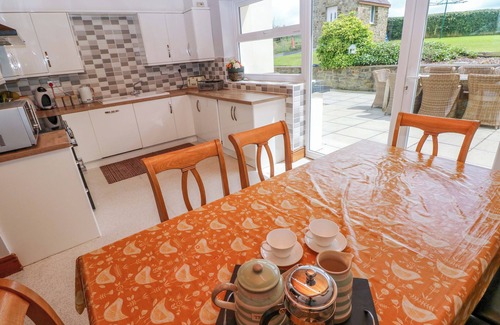Narberth House | THE SYCAMORES, pet friendly, with open fire in Narberth