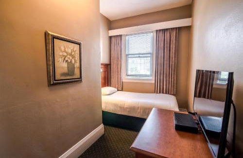 West End Hotel | The Sylvia Hotel