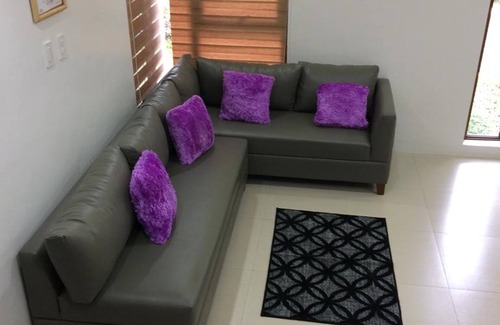 Bacolor Hotel | The Tavern Hotel