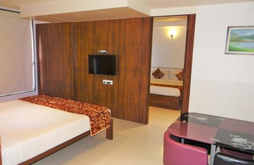 Shirdi Hotel | The Temple View Hotel