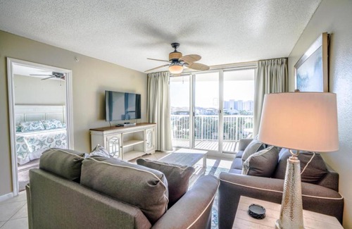 Destin Hotel | The Terrace at Pelican Beach 302