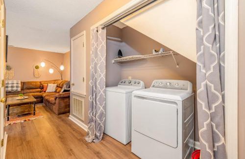 Terry Sanford Apartment | The Terry Sanford Guest House Apt C