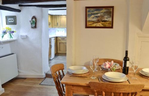 South Petherwin House | The Thatch Cottage