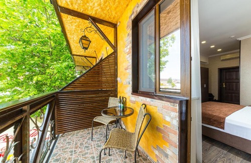 Anapa Hotel | "The Three Musketeers" Deluxe Hotel