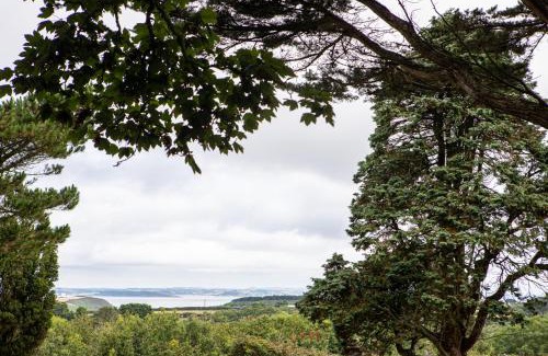 St. Keverne Hotel | The Three Tuns