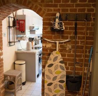 Pentney House | The Threshing Barn - relaxing countryside spa break
