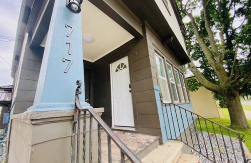 Green Bay Apartment | The Tiny Piney - Live. Work. Play. Downtown Green Bay!