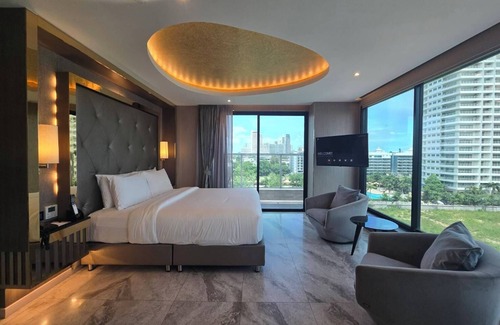 South Pattaya Hotel | The Tj Hotel