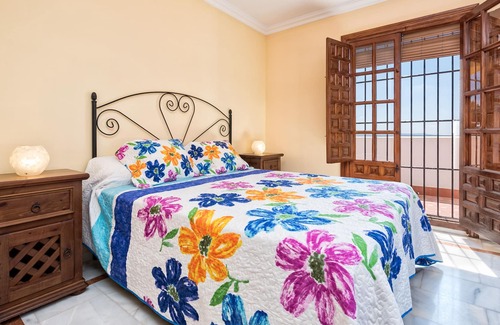 Fuente de Piedra Villa | The Tower Villa, a Place With Wonderful Views, in the Centre of Andalusia