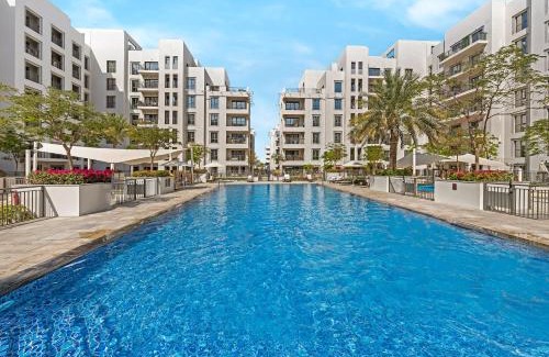 Dubai Apartment | The Town Square Suite Luxury 2BR Near Qudra Lake