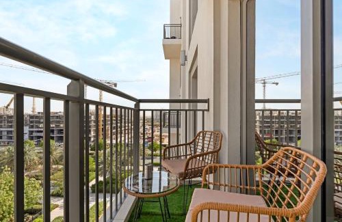 Dubai Apartment | The Town Square Suite Luxury 2BR Near Qudra Lake